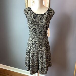 NWT ❤️ Maggy London Dress 👗‎